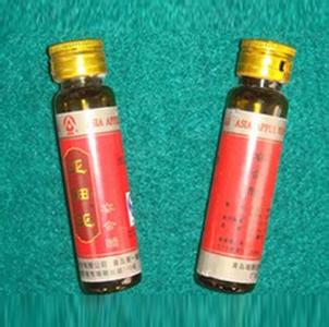 Mašina za etiketiranje bočica s vinom Potpuno automatski 220V 2kw Jednostavno rukovanje