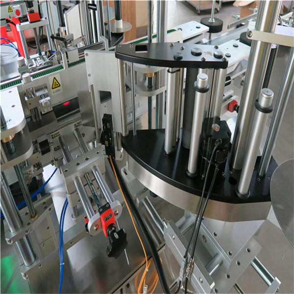 Mašina za etiketiranje ovalnih boca samoljepljive naljepnice Prilagođeno stanje