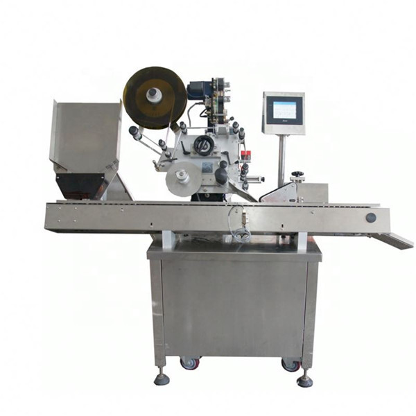 Ekonomska automatska mašina za označavanje bočica bezalkoholnih pića